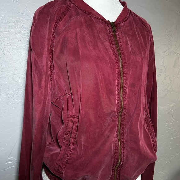 American Eagle Outfitters Deep Red Bomber Jacket burgundy size medium (c) - Picture 4 of 16